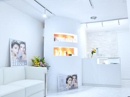 美肌専門 KYAS luxury beauty lounge(写真 1)